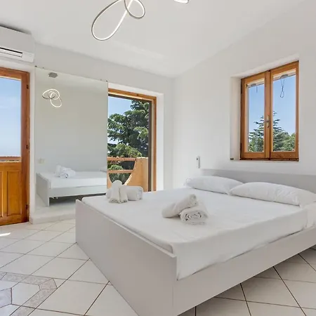 Villa Perla Marina Tertenìa