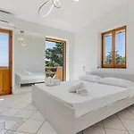 ヴィラ Perla Marina Tertenìa