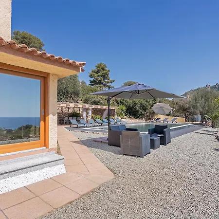 Perla Marina 테르테니아